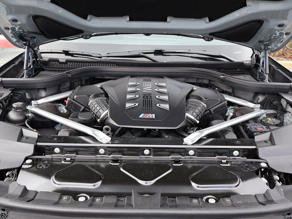 Used 2026 BMW X7 M60i image 25