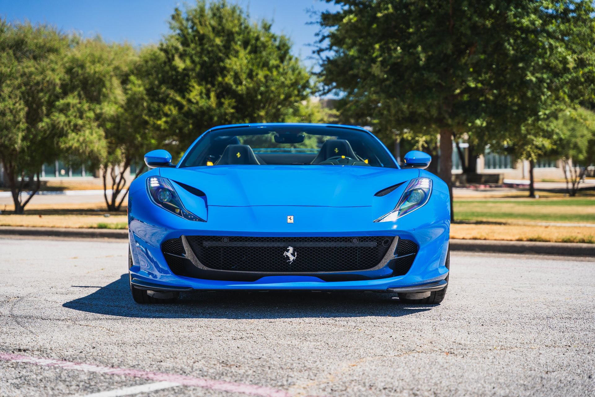 Used 2022 Ferrari 812 GTS RWD image 7