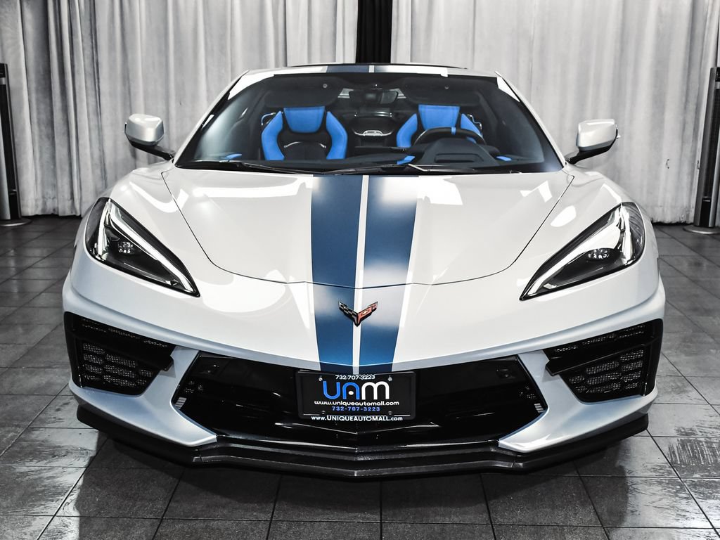 Used 2023 Chevrolet Corvette Stingray Premium Cpe w/ Body-Color Dual Roof Package RWD image 2