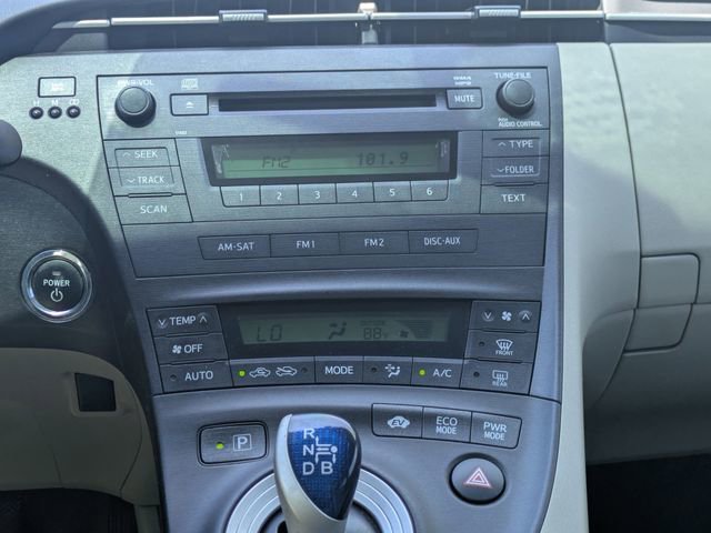 Used 2010 Toyota Prius Two FWD image 17