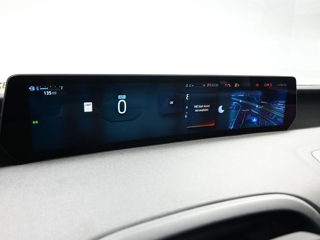 Used 2025 Ford Expedition Active RWD image 22