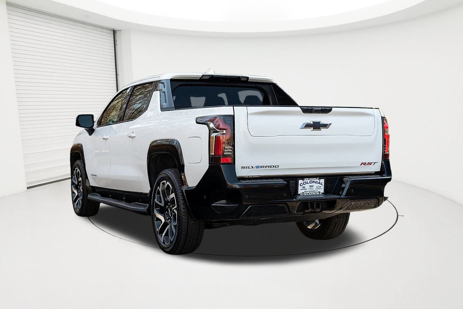 New 2024 Chevrolet Silverado EV RST AWD/4WD image 3