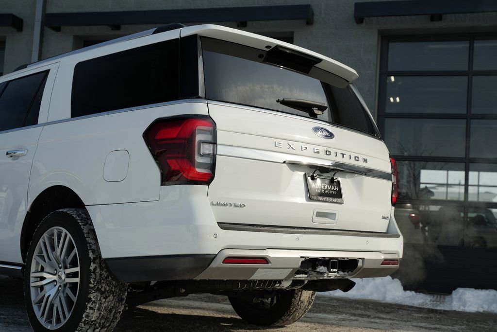 Used 2024 Ford Expedition Max Limited image 19