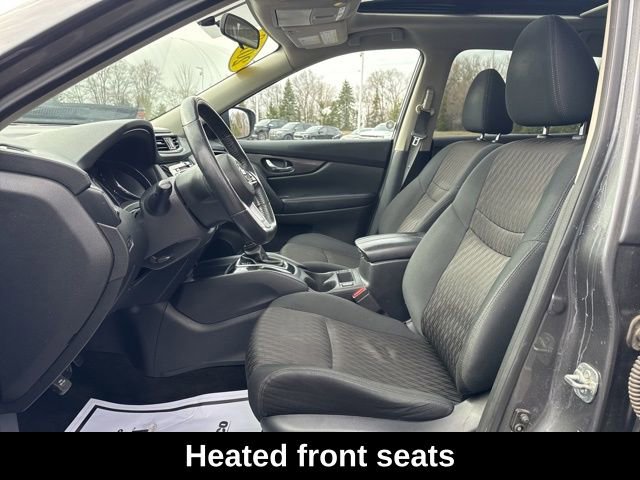 Used 2018 Nissan Rogue SV image 20