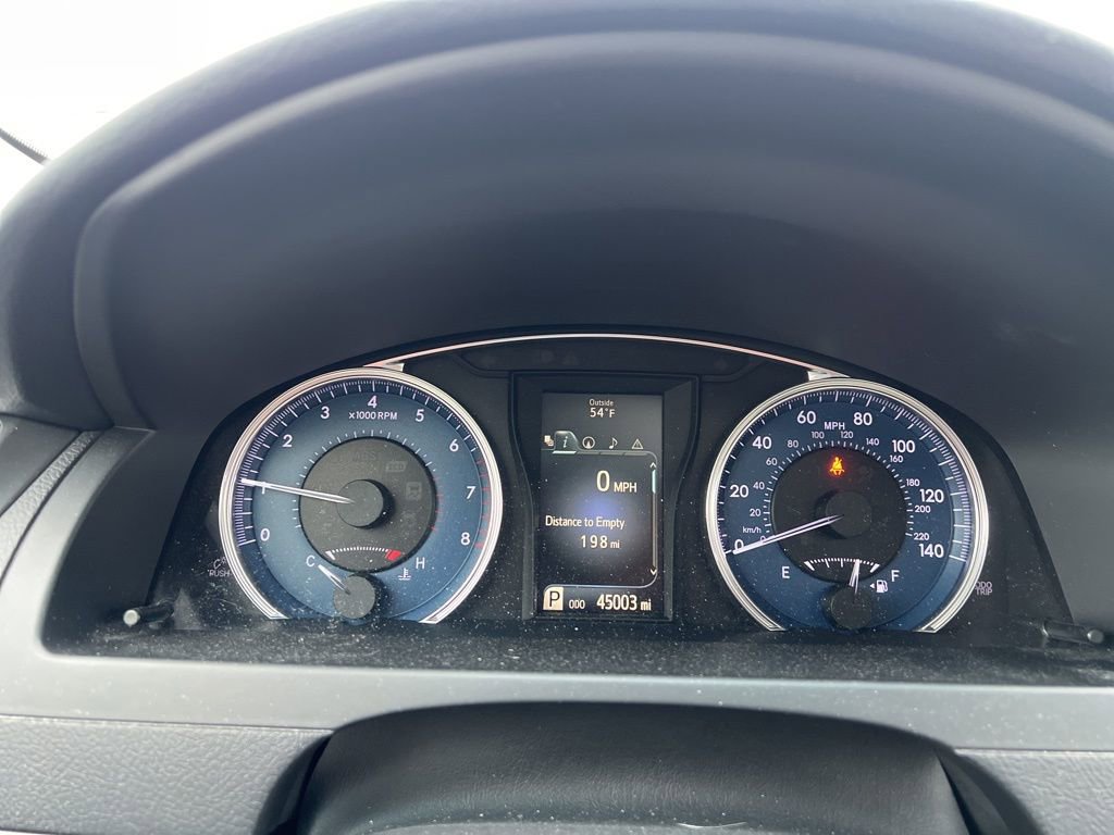 Used 2015 Toyota Camry XLE w/ Moonroof Package FWD image 7