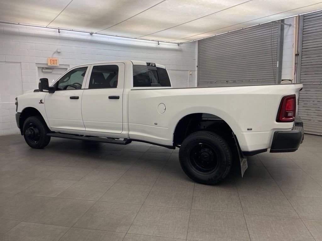 New 2026 RAM 3500 Tradesman AWD/4WD image 5
