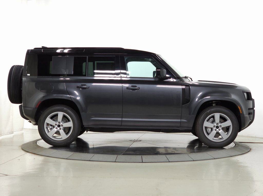 Certified 2026 Land Rover Defender 110 S AWD/4WD image 7