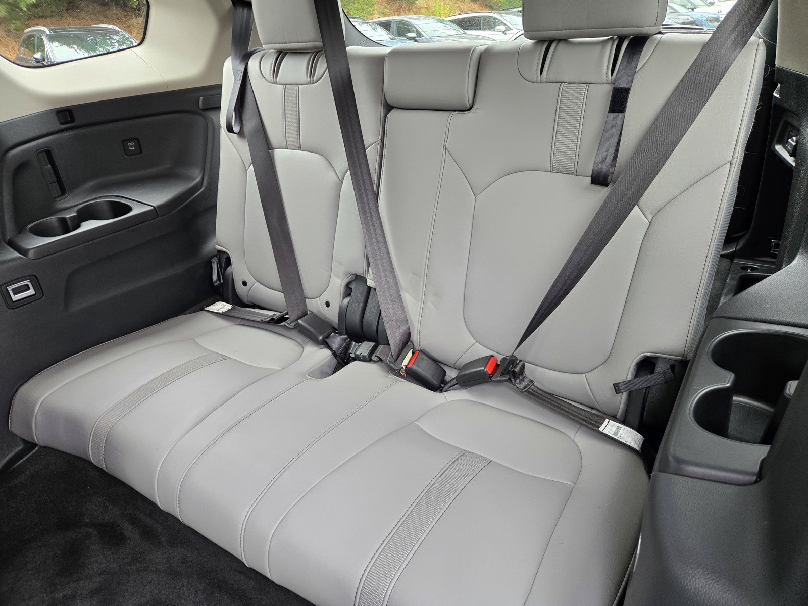 Used 2024 Honda Pilot EX-L image 12
