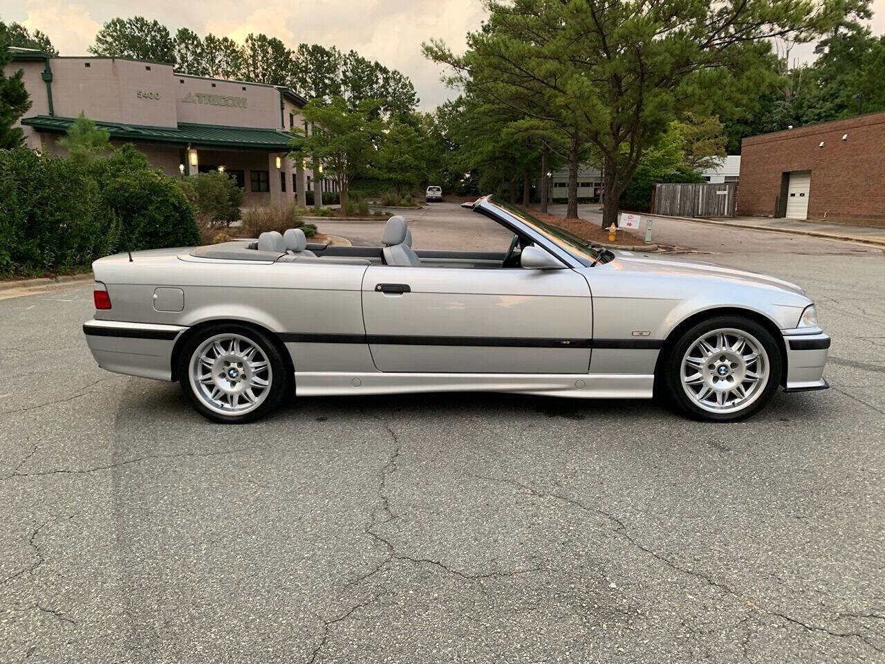 Used 1999 BMW M3 Convertible image 18