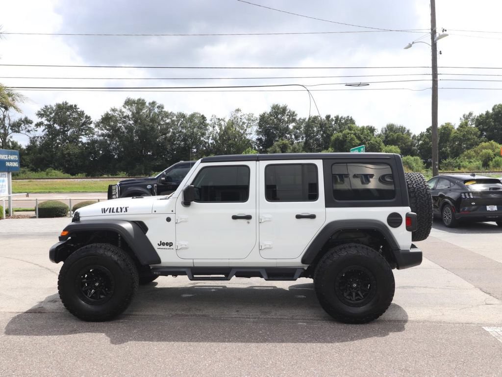 Used 2023 Jeep Wrangler Unlimited Sport AWD/4WD image 8