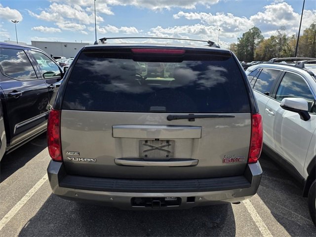 Used 2012 GMC Yukon SLT w/ SLT-2 Equipment Package image 3