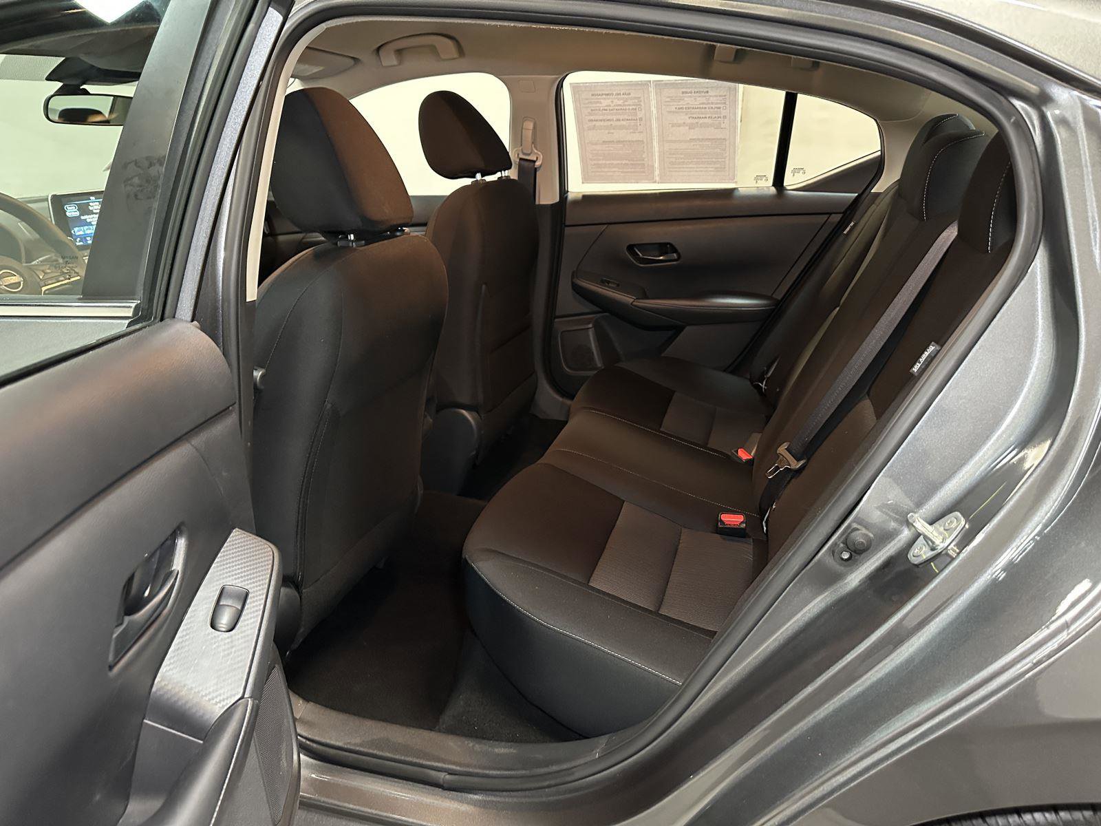 Used 2025 Nissan Sentra SV image 31