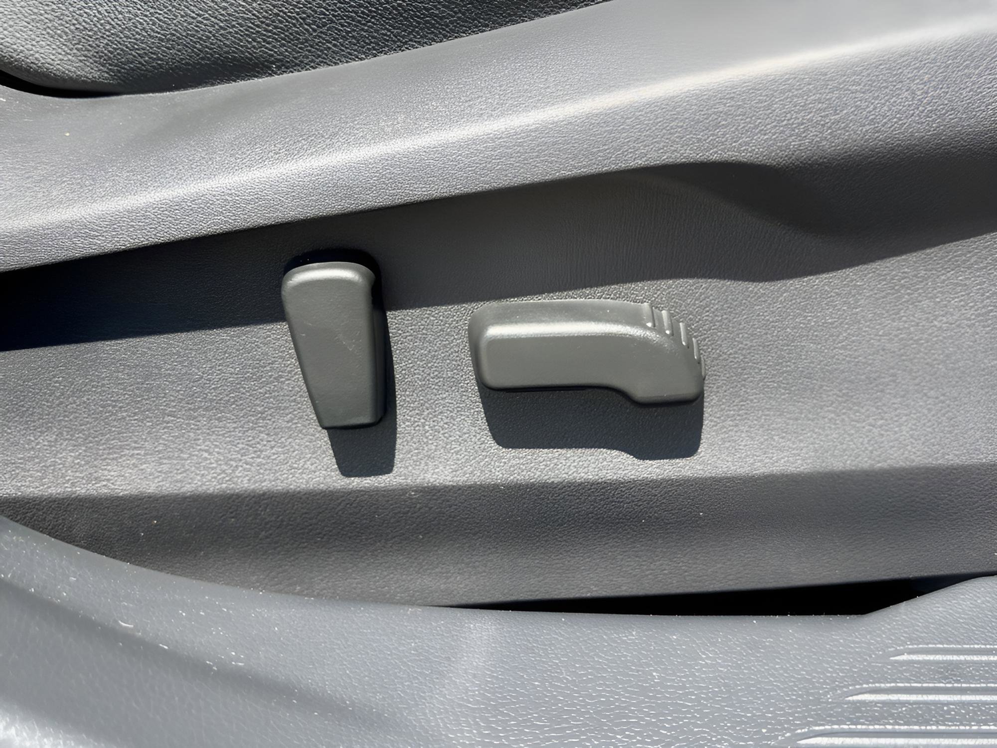 Used 2023 Subaru Outback Onyx Edition XT AWD/4WD image 7