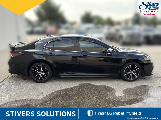 Used 2024 Toyota Camry SE FWD image 5