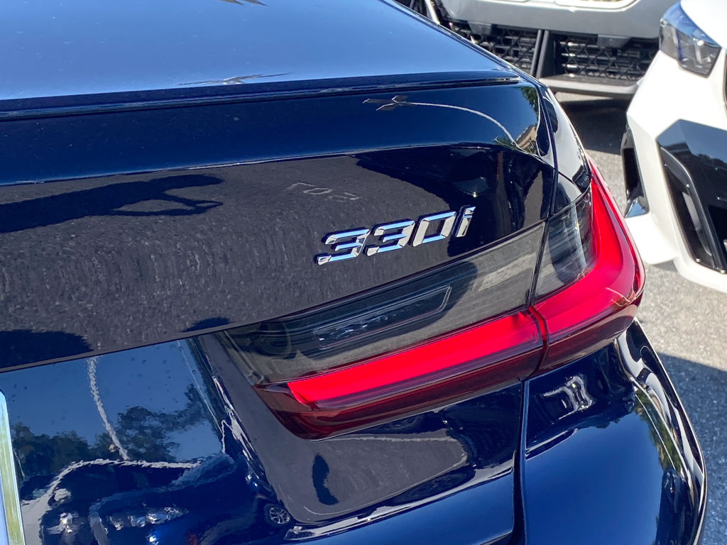 New 2026 BMW 330i xDrive Sedan w/ M Sport Package AWD/4WD image 7