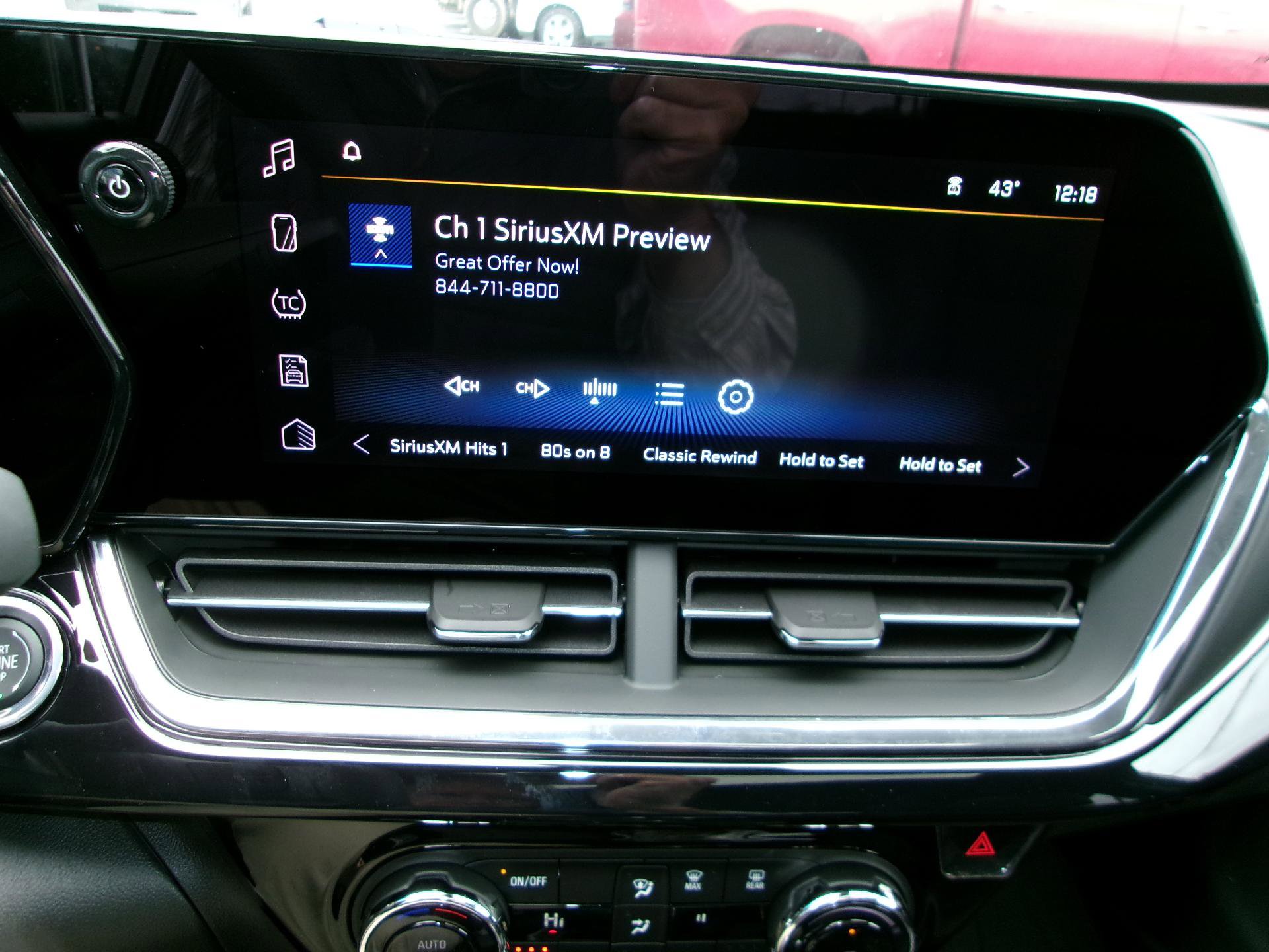 New 2026 Chevrolet Trax RS w/ Sunroof Package image 16