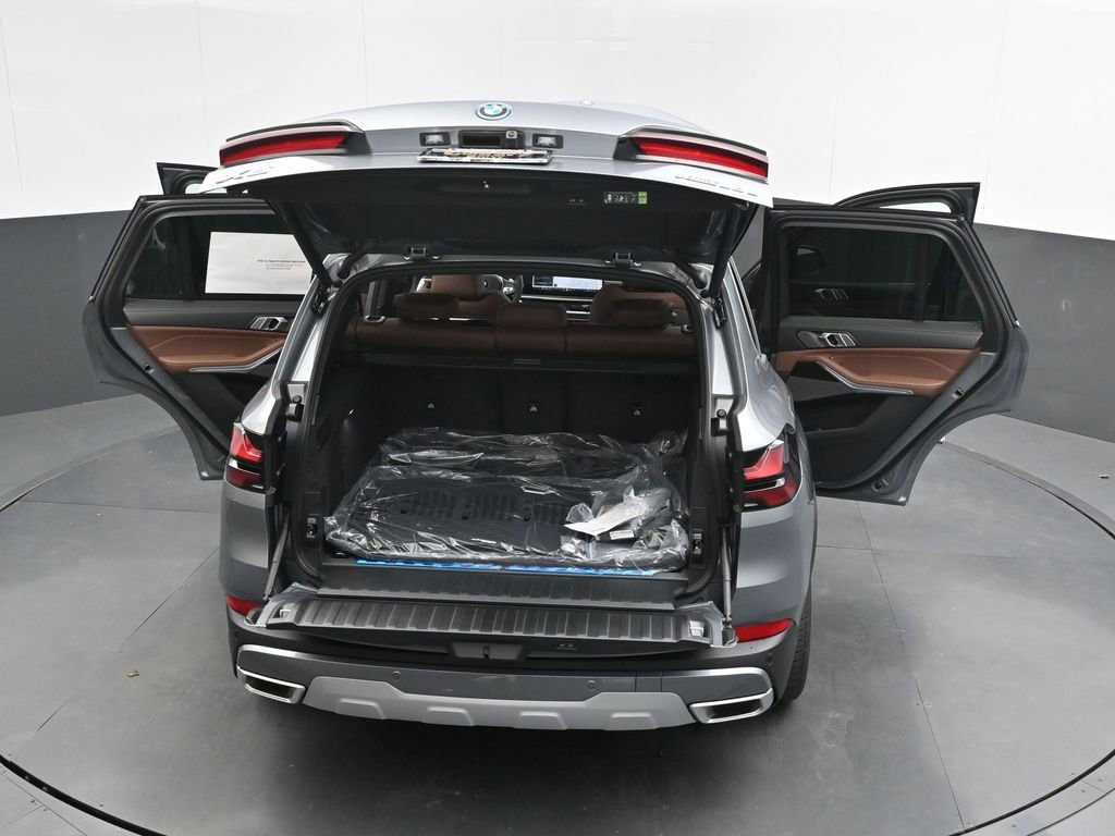 New 2026 BMW X5 xDrive50e AWD/4WD image 52