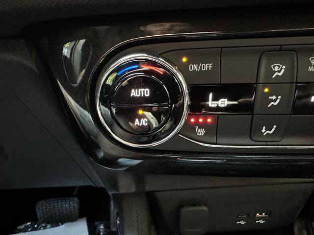 Used 2025 Chevrolet TrailBlazer RS w/ Convenience Package image 19