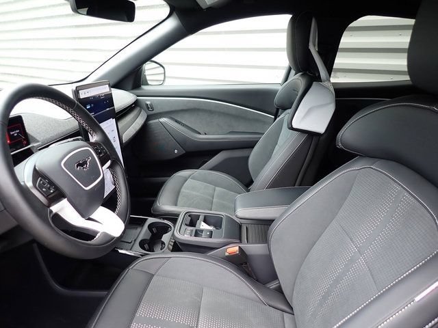 Used 2025 Ford Mustang Mach-E GT AWD/4WD image 16