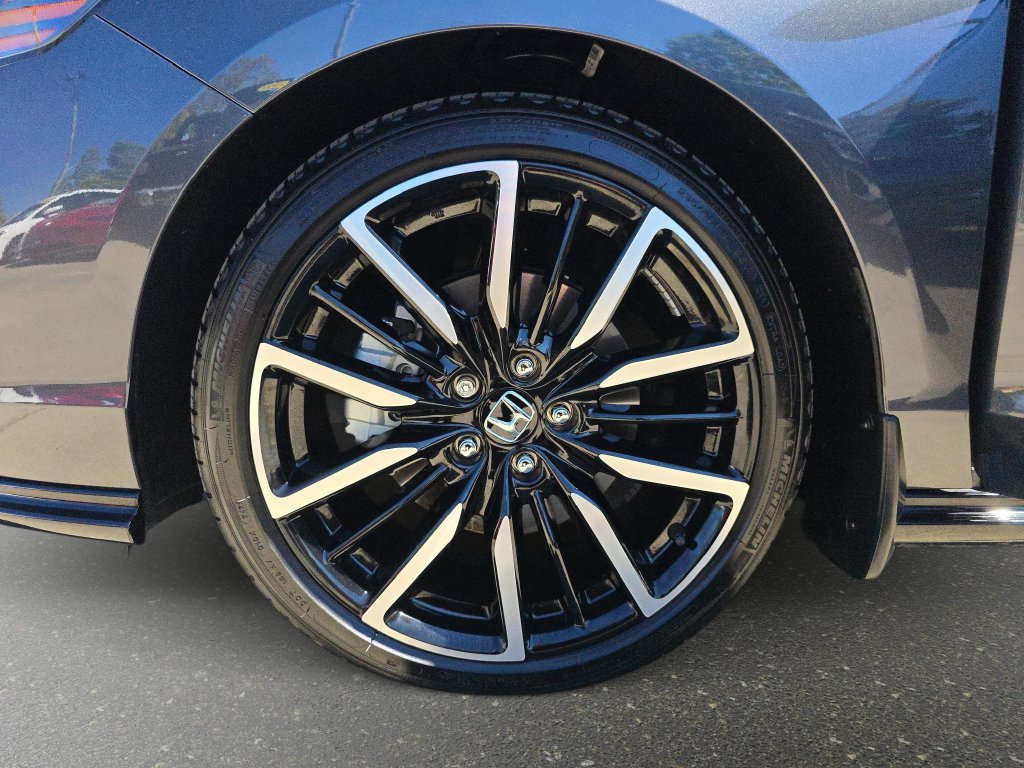 Used 2025 Honda Accord Touring image 36