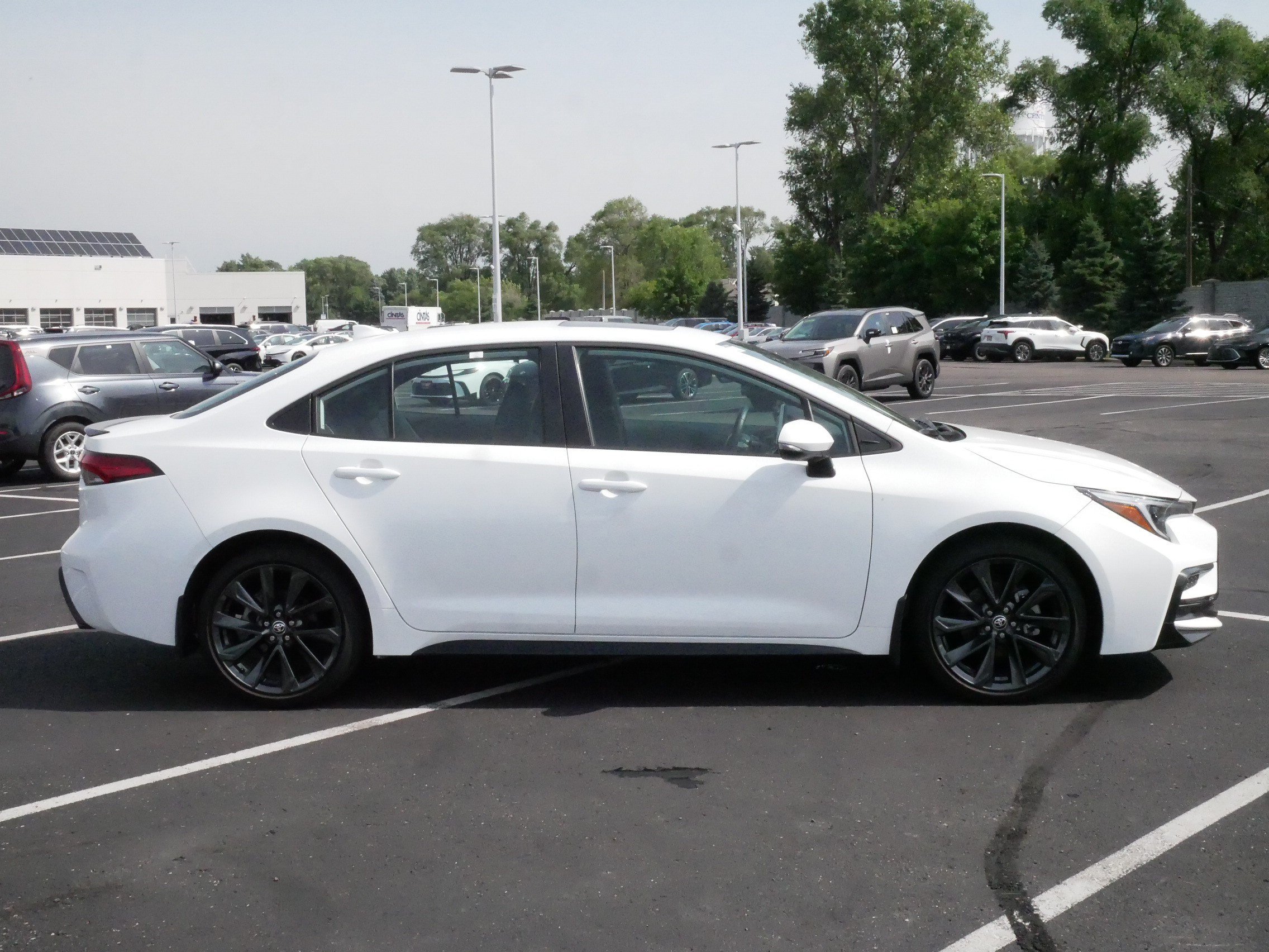 Used 2026 Toyota Corolla XSE FWD image 8