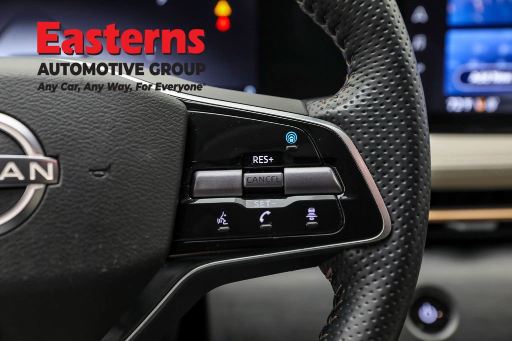 Used 2023 Nissan Ariya FWD image 16