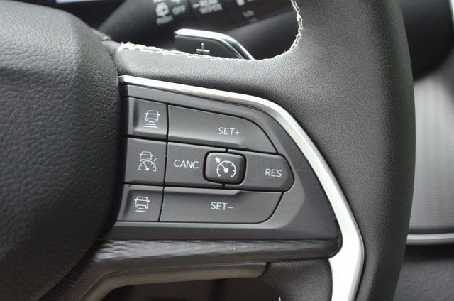 New 2025 Jeep Grand Cherokee L Laredo w/ Luxury Tech Group I image 18