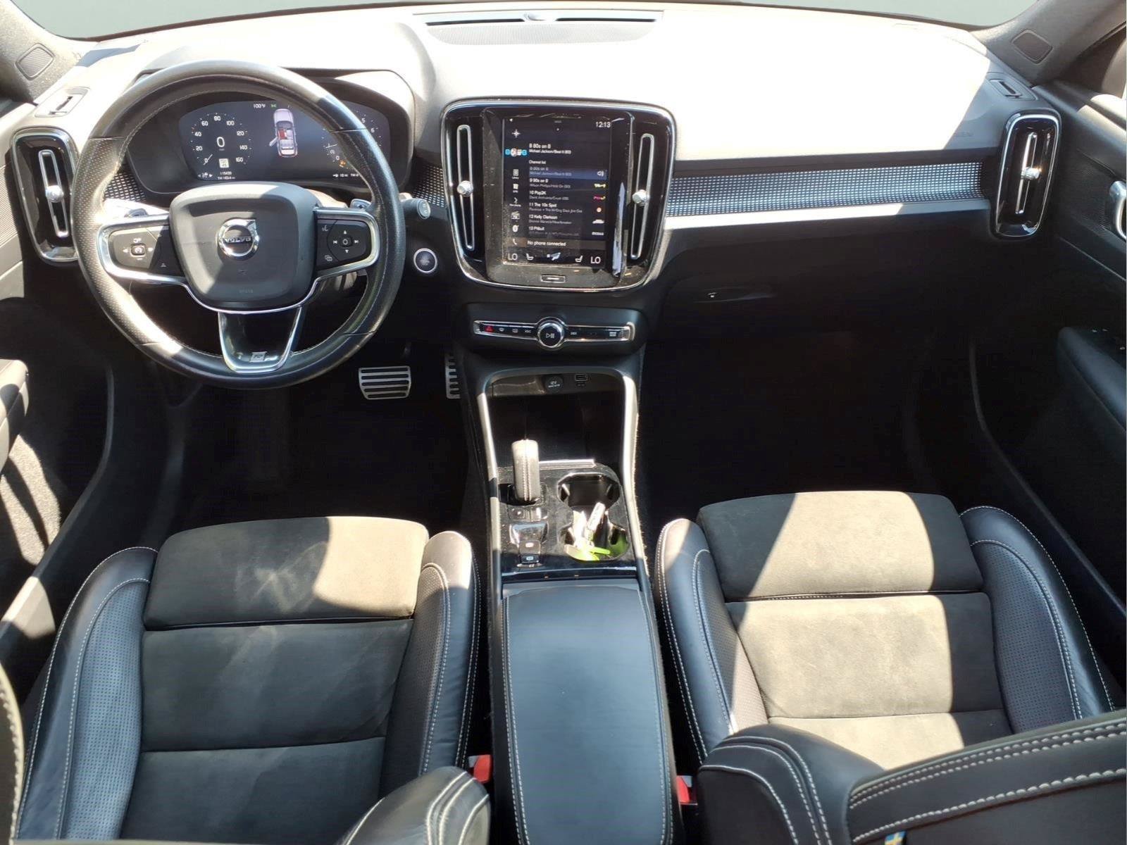 Used 2020 Volvo XC40 T5 R-Design AWD/4WD image 7