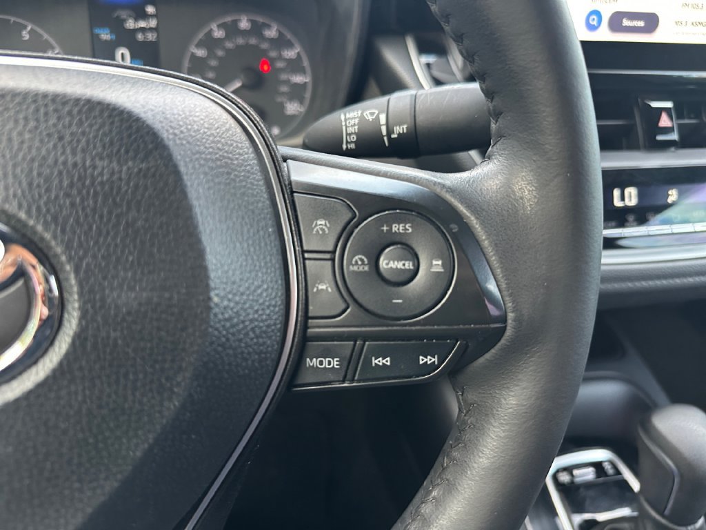 Used 2024 Toyota Corolla SE FWD image 19