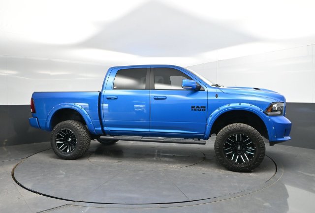 Used 2018 RAM 1500 Sport w/ Hydro Blue Sport Package AWD/4WD image 4