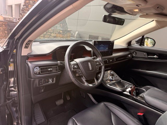 Used 2022 Lincoln Nautilus Reserve w/ Luxury Package FWD image 15