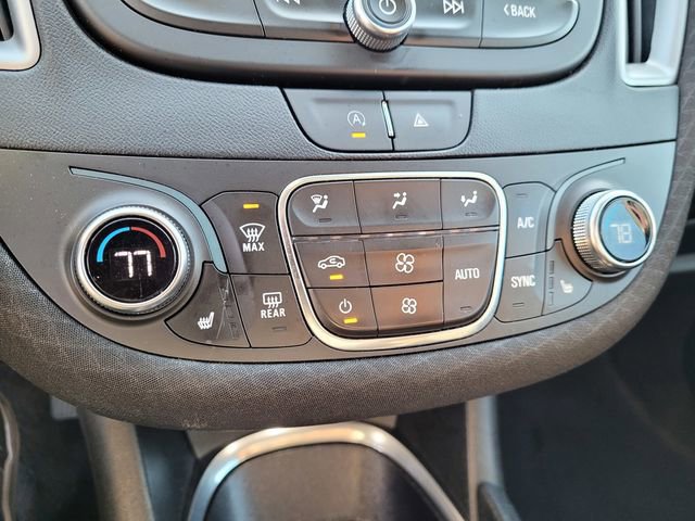 Used 2023 Chevrolet Malibu LT FWD image 19