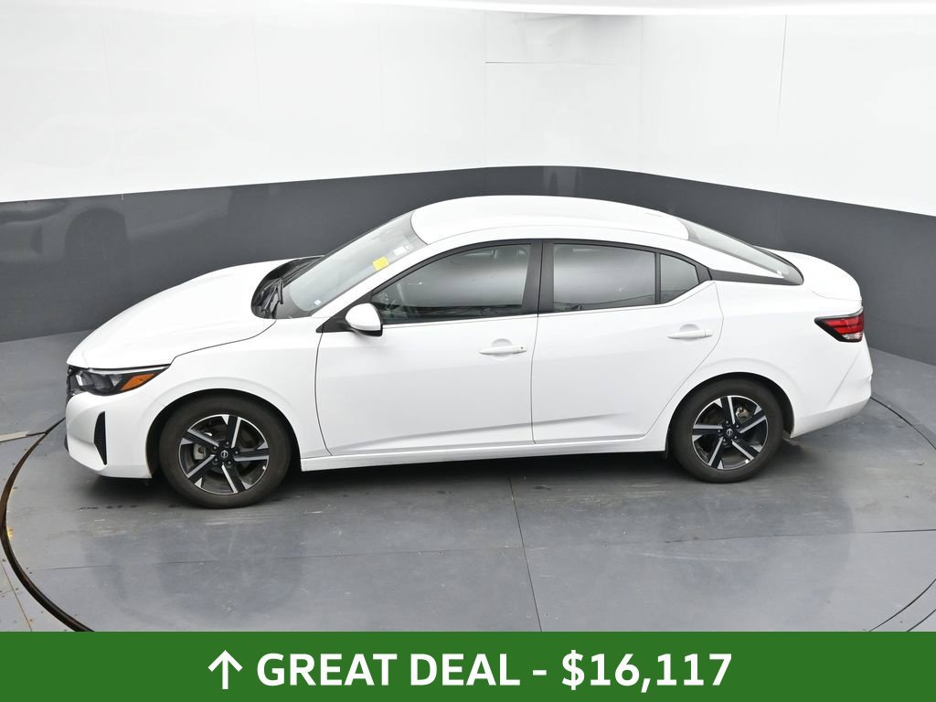 Used 2024 Nissan Sentra SV FWD image 20