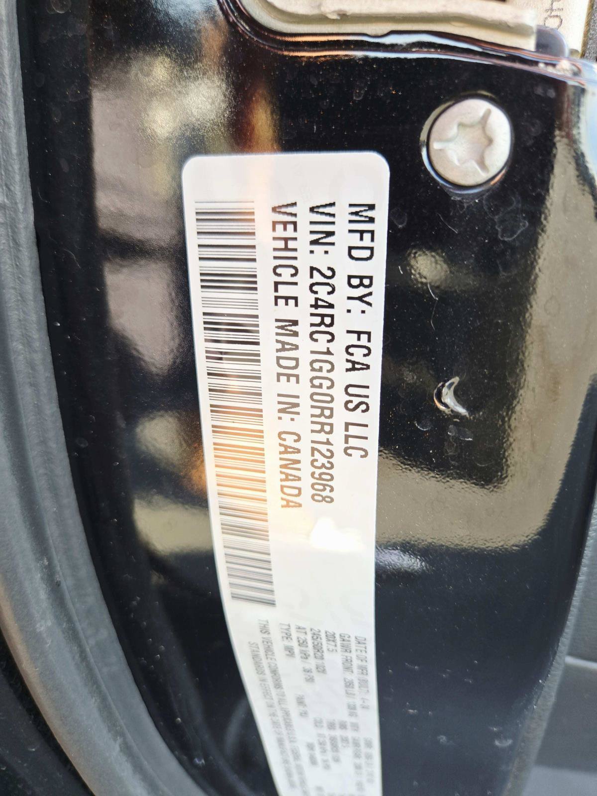 Used 2024 Chrysler Pacifica Limited w/ S Appearance Package FWD image 45