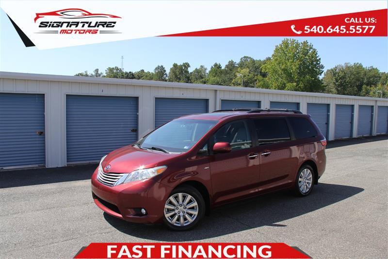 Used 2017 Toyota Sienna XLE Premium AWD/4WD image 1