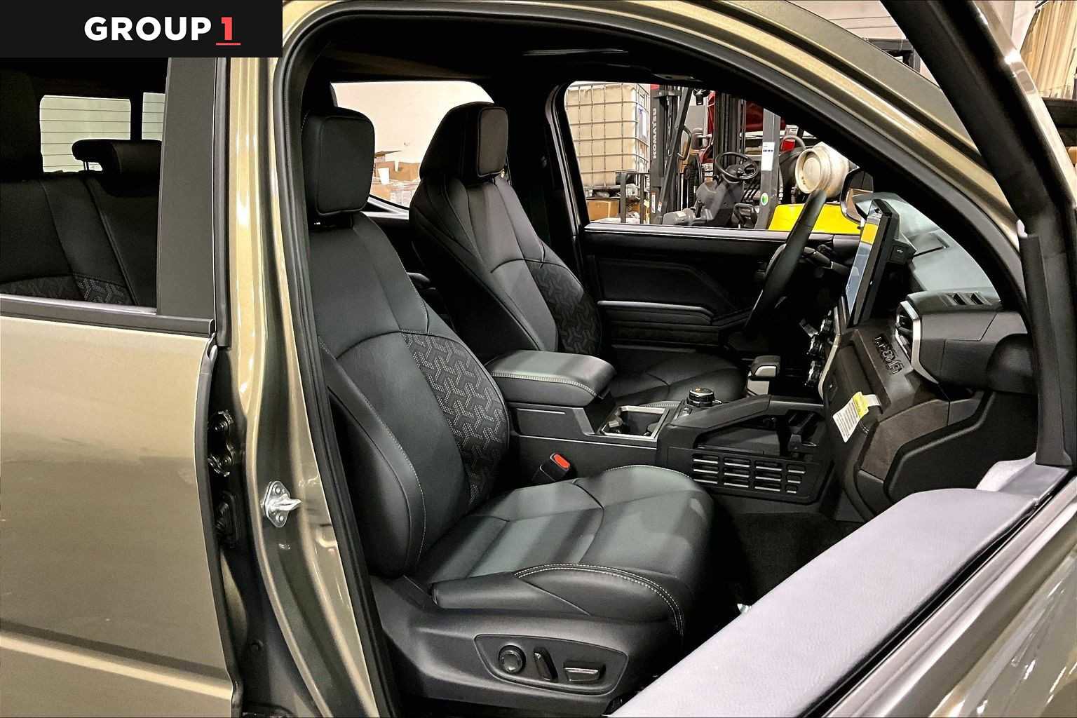 Certified 2025 Toyota Tacoma Limited image 9