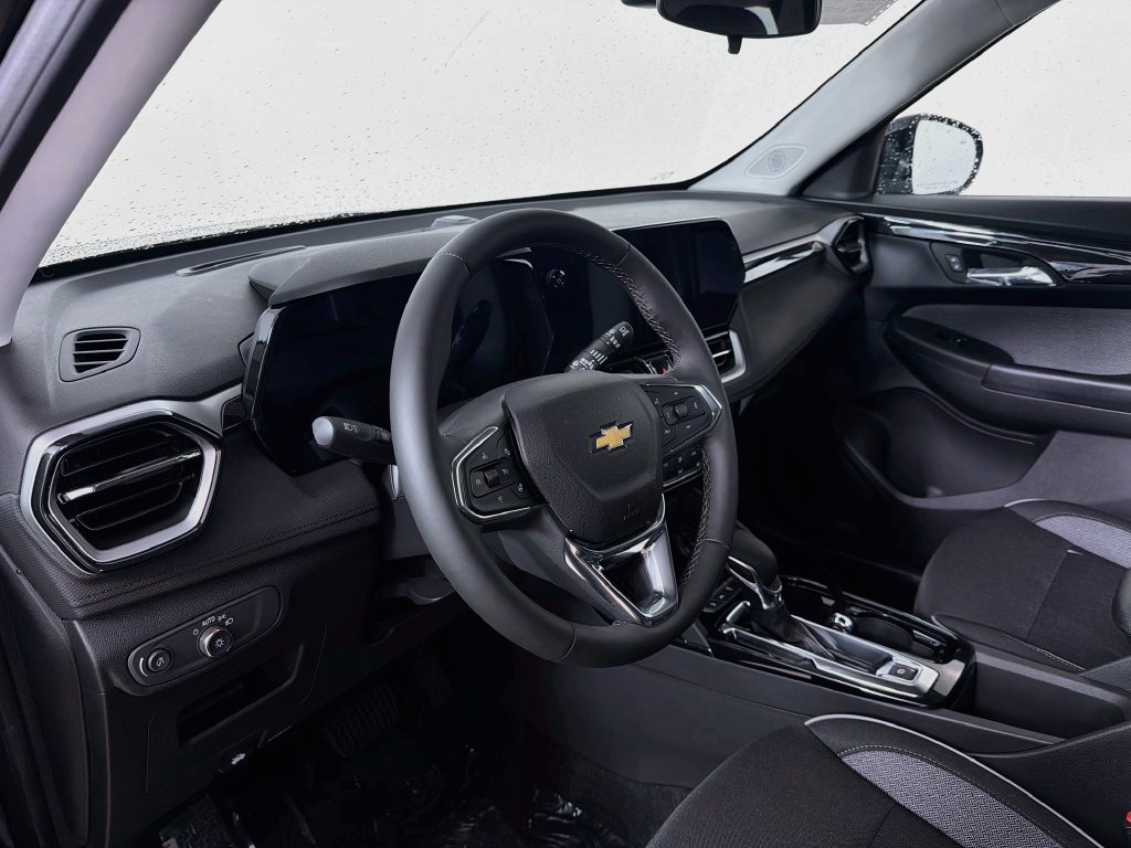 New 2026 Chevrolet TrailBlazer LT w/ LT Cold Weather Package AWD/4WD image 9