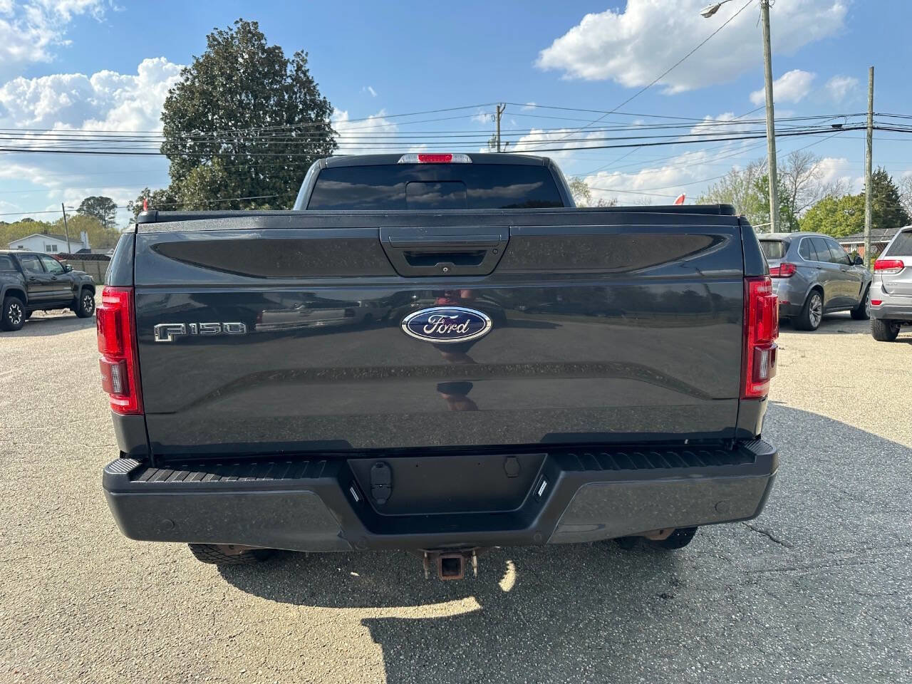 Used 2017 Ford F150 Lariat w/ Equipment Group 502A Luxury AWD/4WD image 19