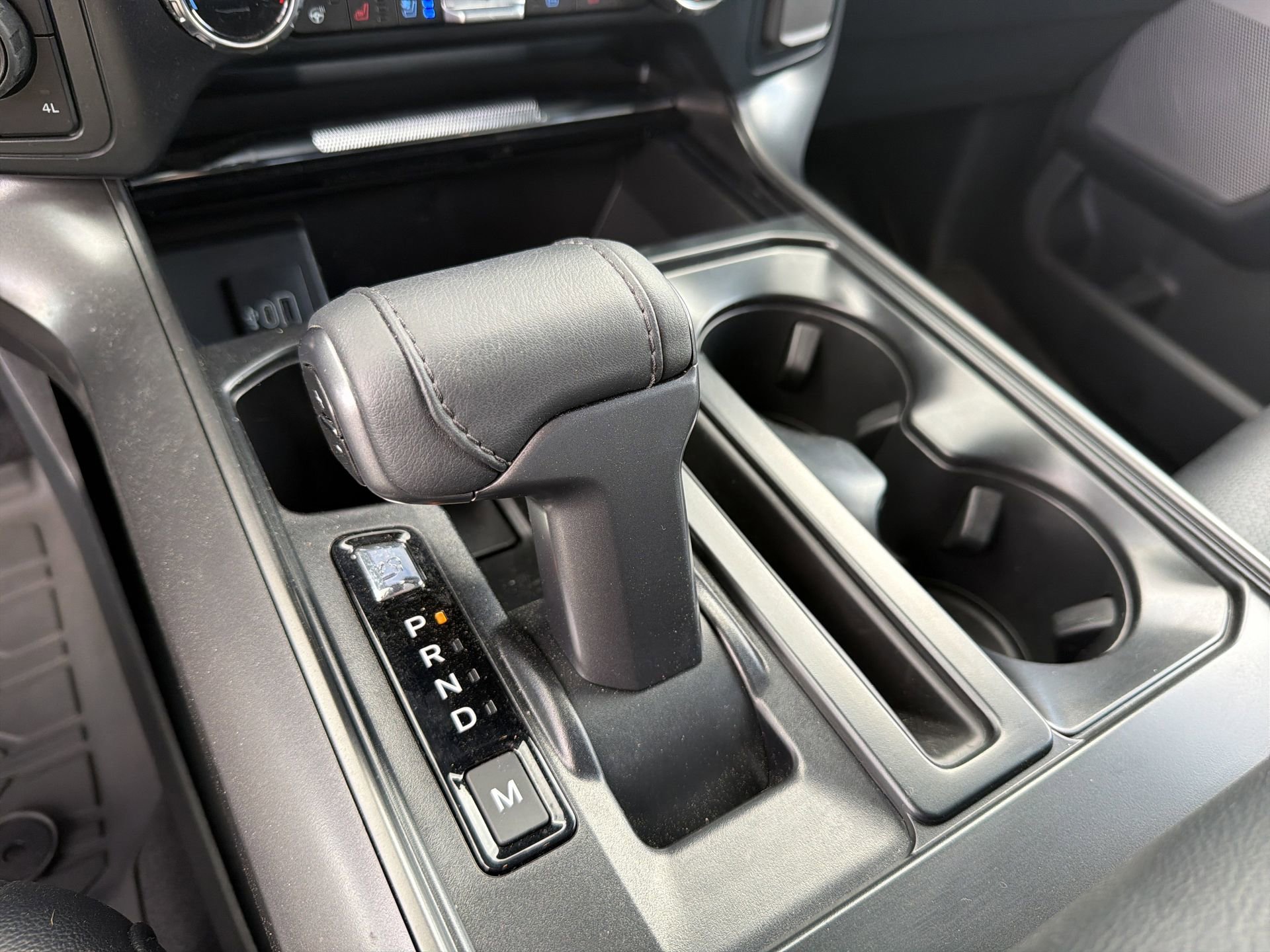 Certified 2025 Ford F150 Lariat w/ Equipment Group 501A Mid image 13