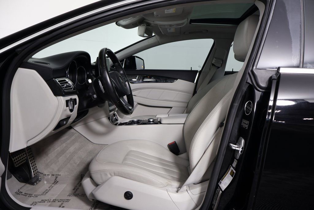 Used 2015 Mercedes-Benz CLS 550 image 10