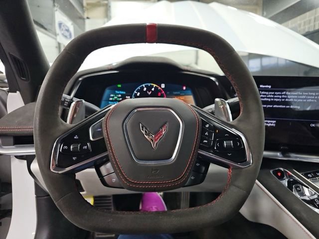 Used 2023 Chevrolet Corvette Stingray Premium Conv w/ Z51 Performance Package RWD image 11