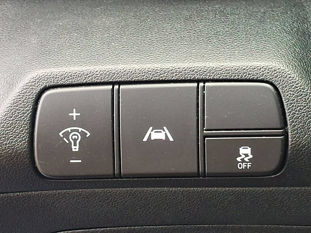 Used 2023 Hyundai Elantra SEL FWD image 26