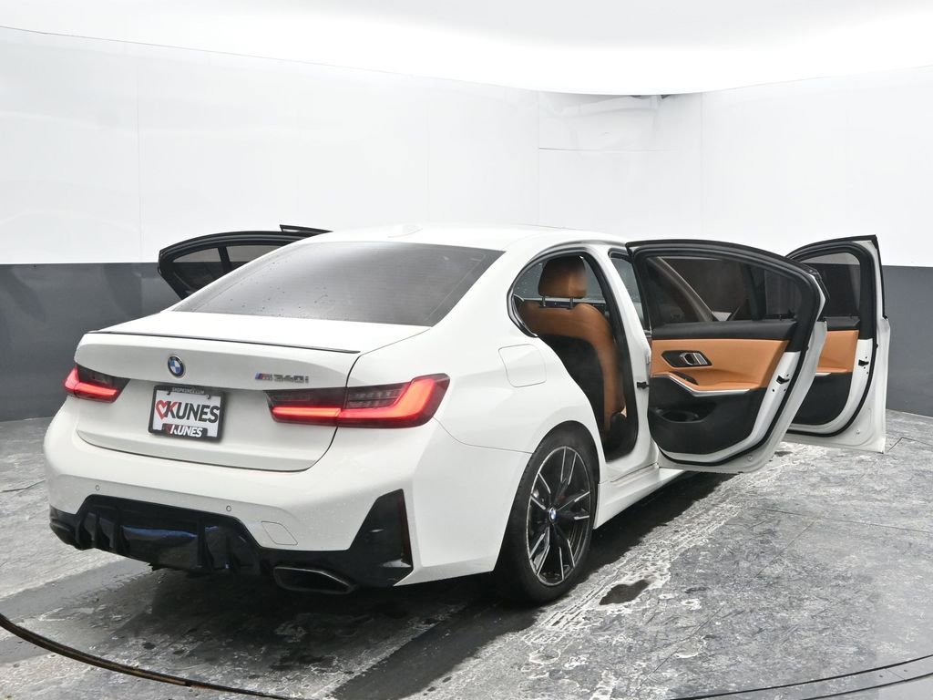 Used 2023 BMW M340i w/ Shadowloine Package image 68