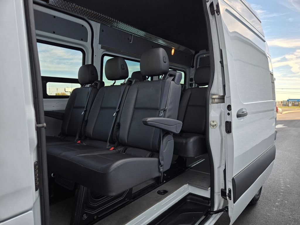 Used 2020 Mercedes-Benz Sprinter 3500 image 15