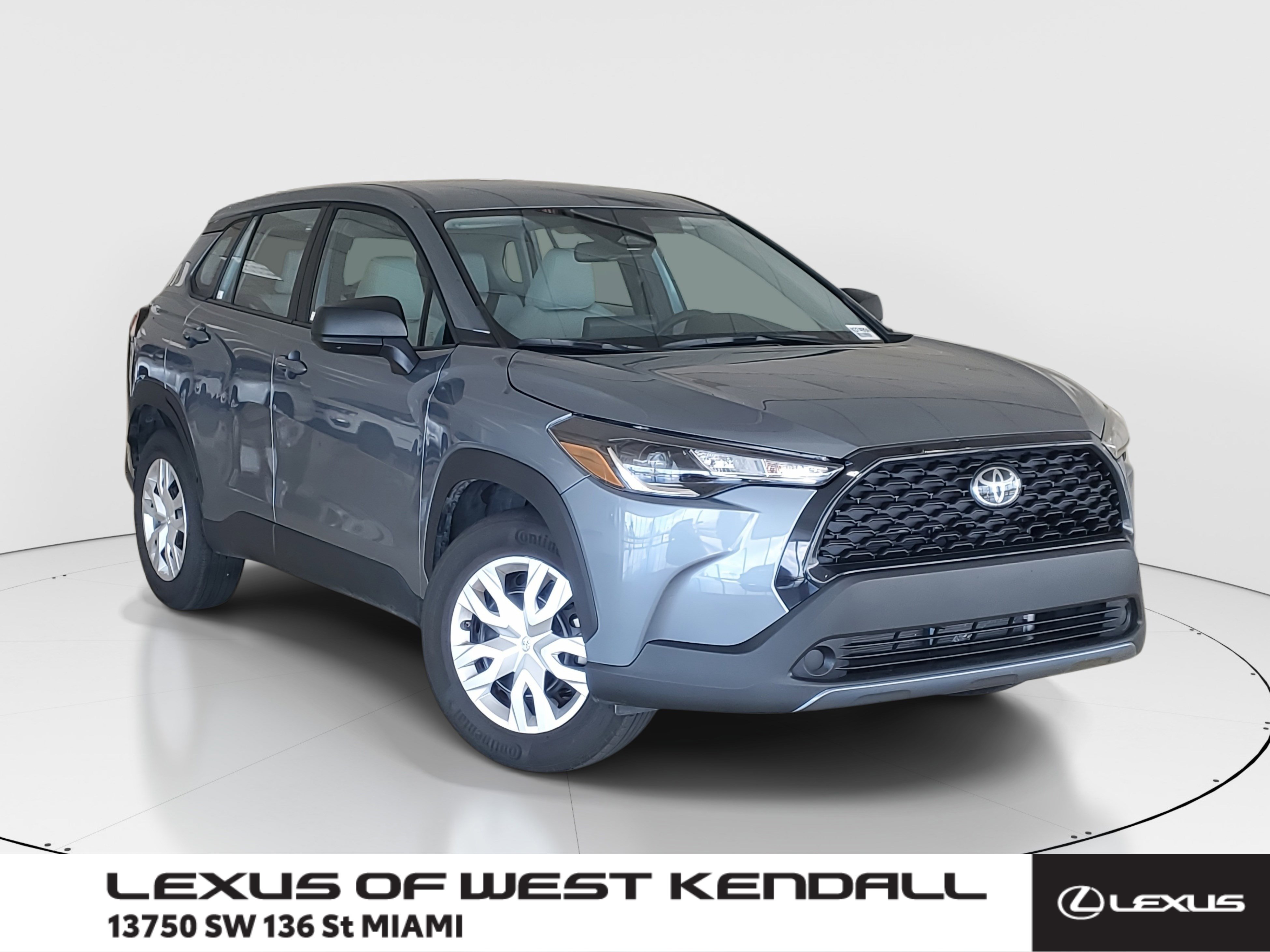 Used 2025 Toyota Corolla Cross L image 1