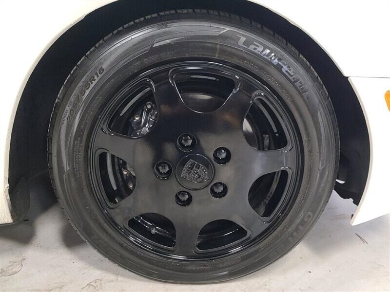 Used 1987 Porsche 944 Turbo RWD image 25