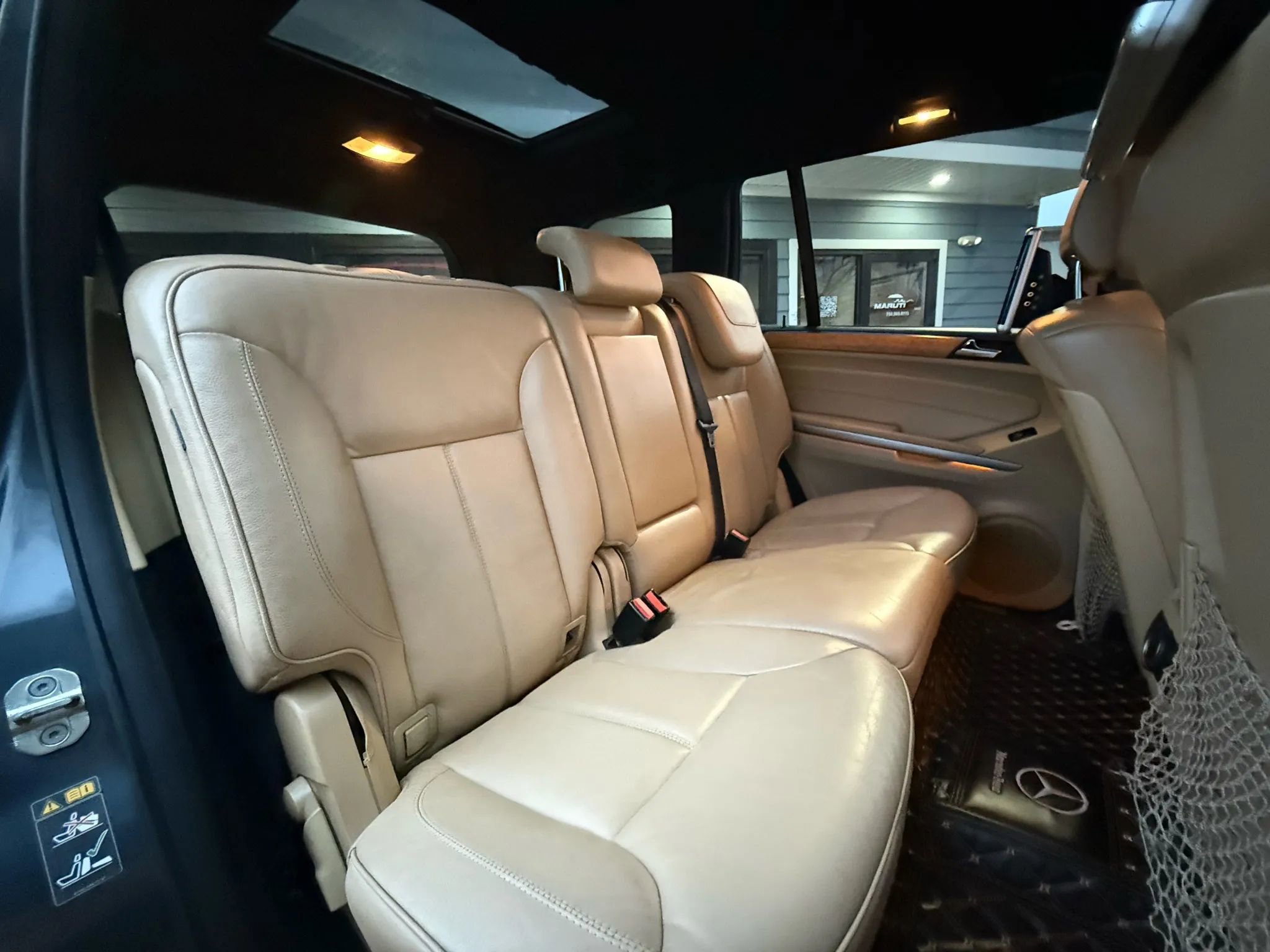 Used 2012 Mercedes-Benz GL 550 GL 550 4MATIC Sport Utility 4D image 26