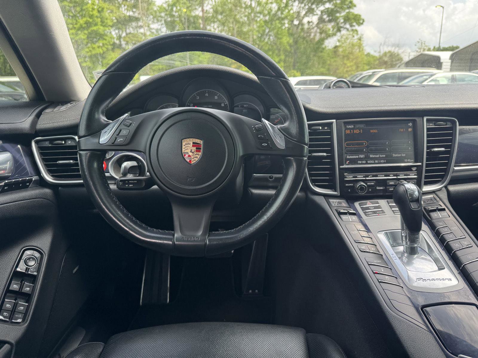 Used 2014 Porsche Panamera 4 image 19