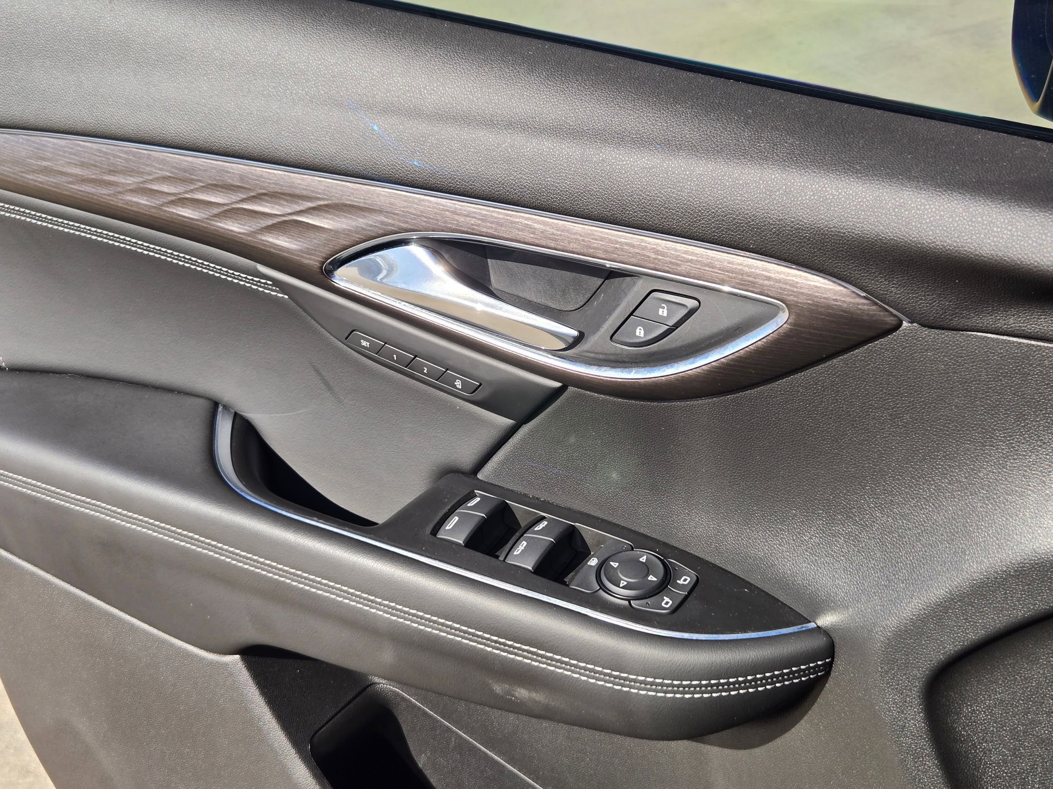 Certified 2023 Buick Envision Avenir image 12