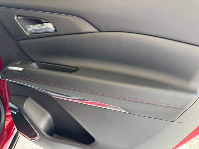 New 2026 Chevrolet Traverse RS w/ LPO, Floor Liner Package FWD image 9